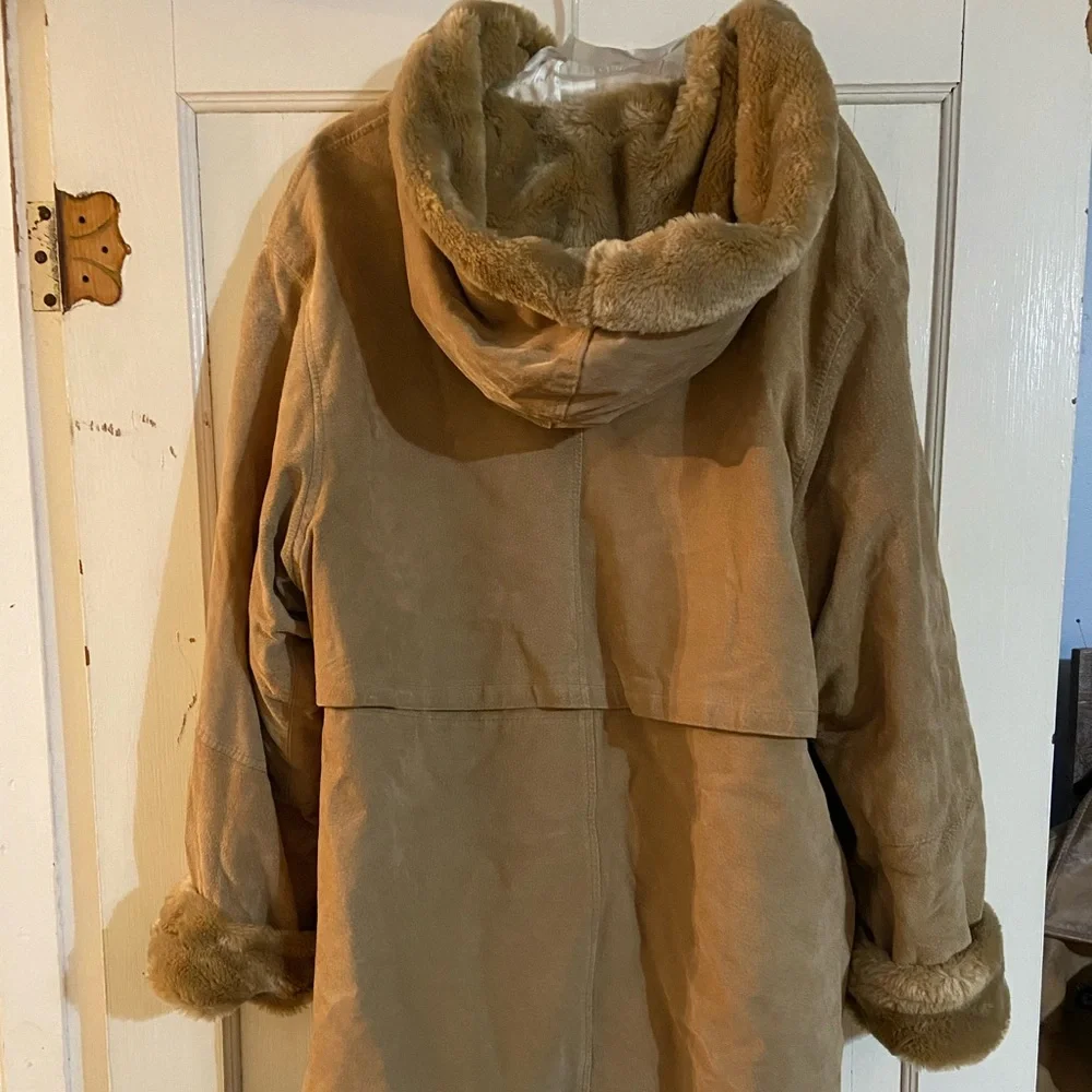 J.G. Hook leather coat - Picture 9 of 10